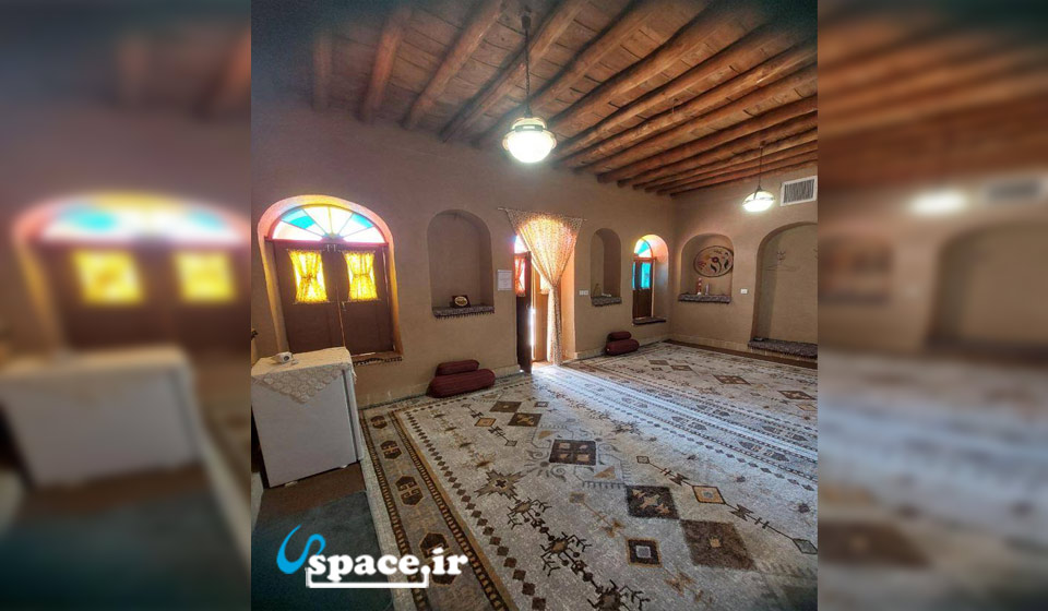 نمای اتاق صد ساله اقامتگاه بوم گردی عمارت حاج علی - شاهرود - روستای قلعه نو خرقان